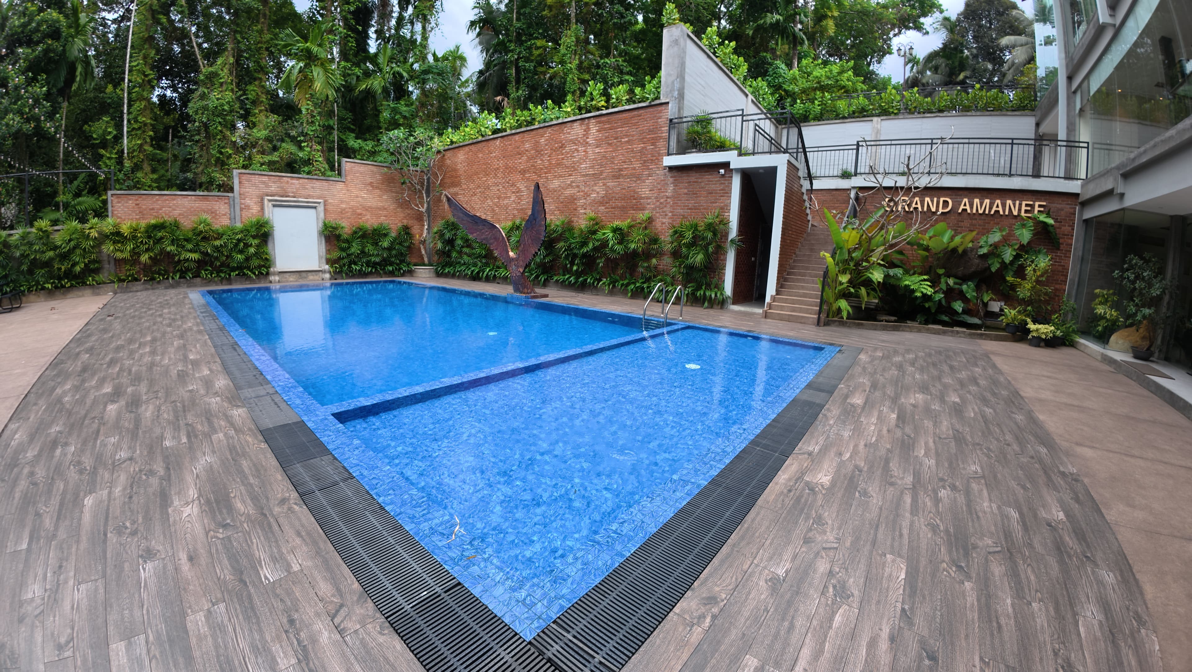 The Amanee Poolside Retreat