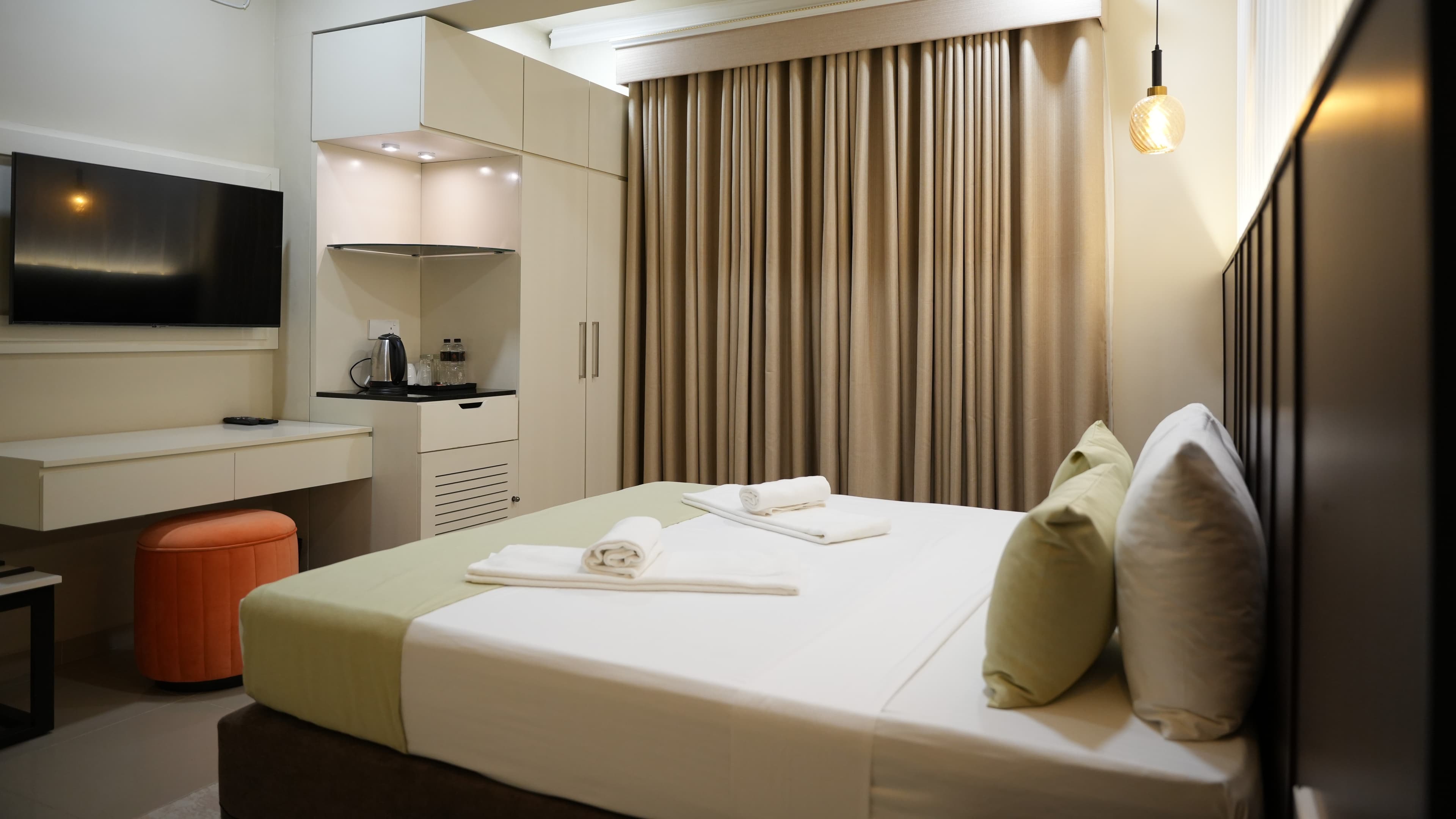 Hotel Grand Amanee - Rooms & Suites